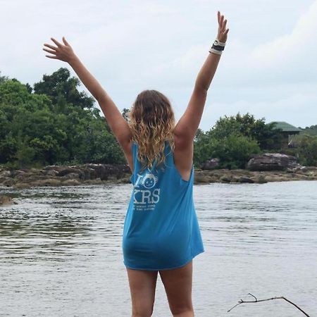 Hostel Mad Monkey Koh Rong Samloem Koh Rong Sanloem Exterior foto